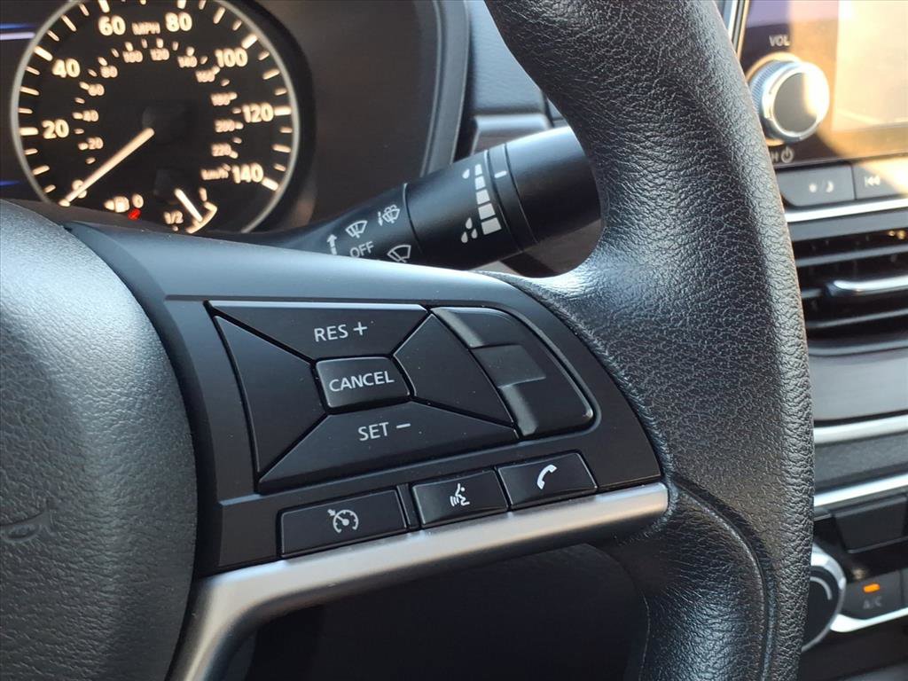 Used 2024 Nissan Altima 2.5 SV image 27