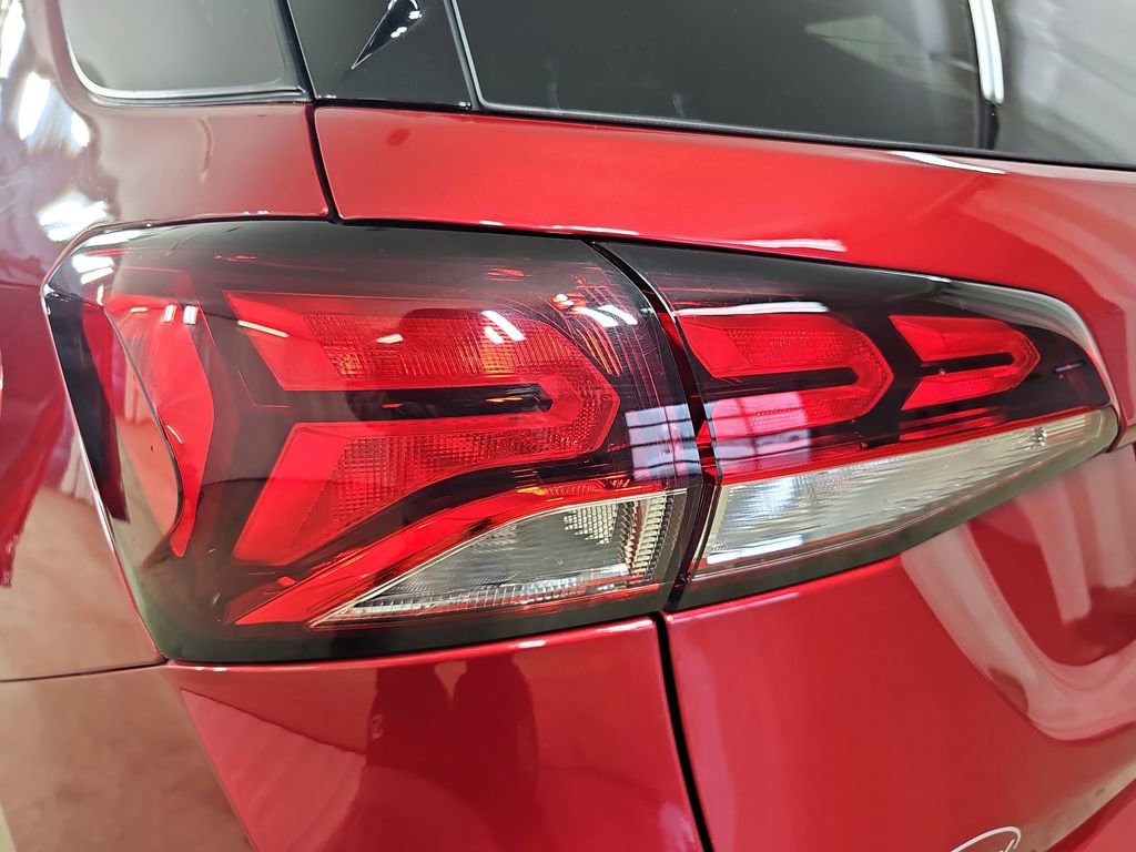 Certified 2024 Chevrolet Equinox LT image 40