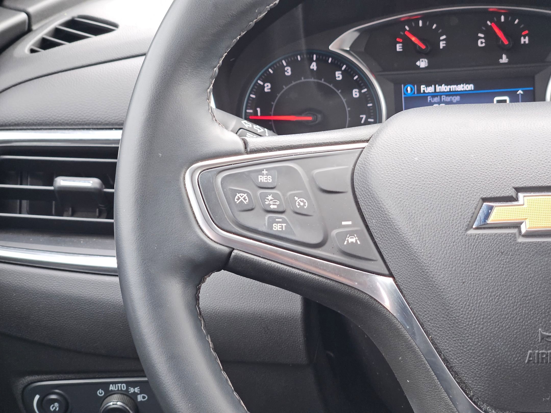 Used 2024 Chevrolet Equinox LT image 21