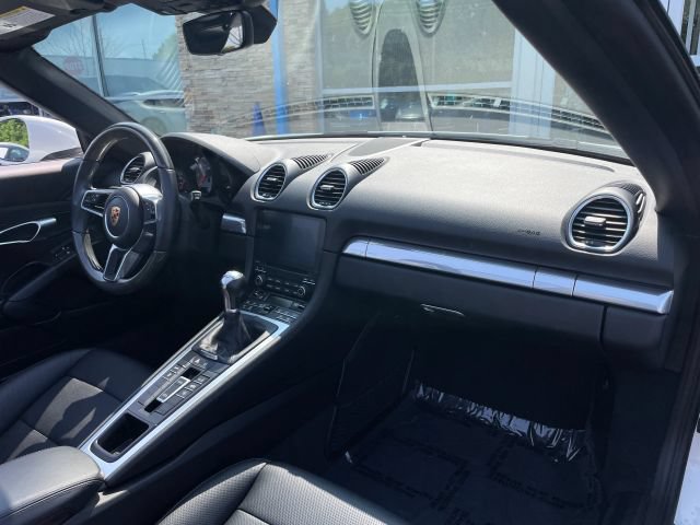 Used 2024 Porsche 718 Boxster S RWD image 36