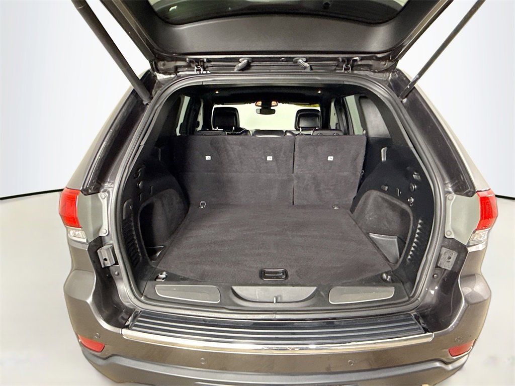 Used 2019 Jeep Grand Cherokee Limited w/ Trailer Tow Group IV image 27