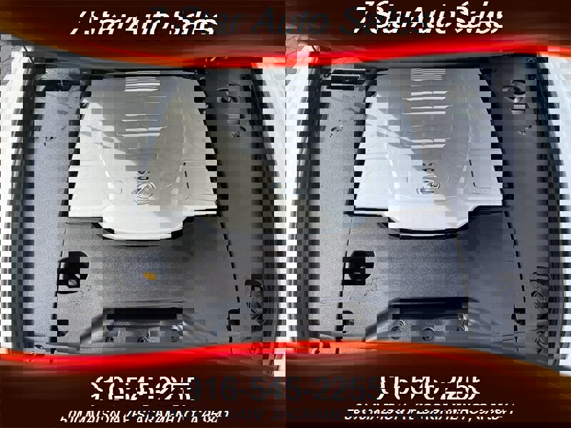 Used 2011 Lexus LS 460 L w/ Luxury Pkg image 10