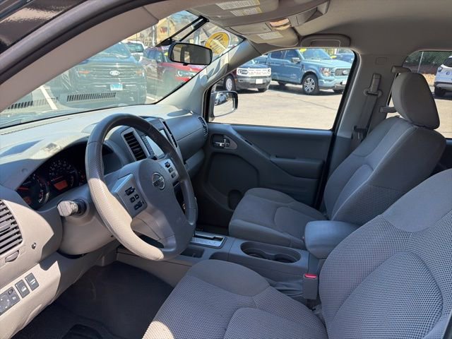 Used 2019 Nissan Frontier SV image 12