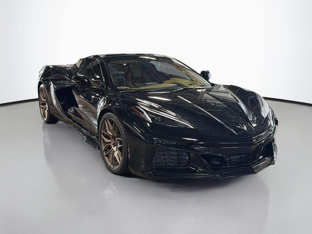Used 2024 Chevrolet Corvette Z06 RWD image 1
