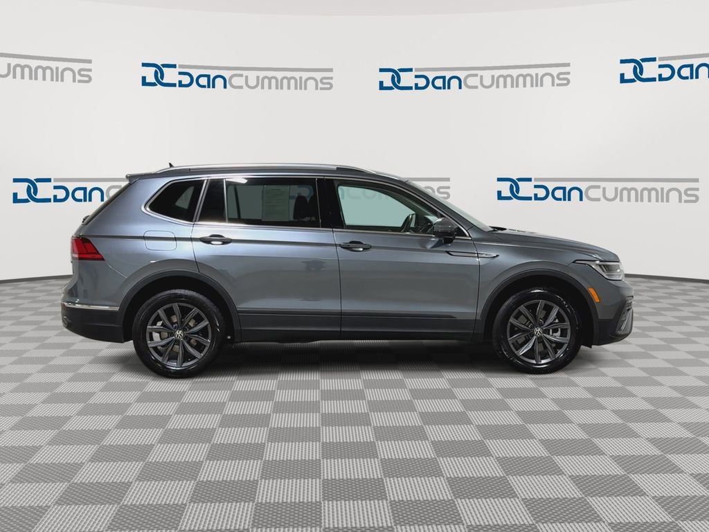Used 2023 Volkswagen Tiguan SE image 9