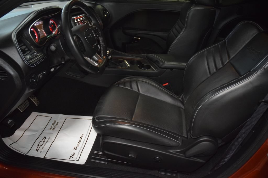 Used 2022 Dodge Challenger SRT Hellcat w/ Plus Package RWD image 37