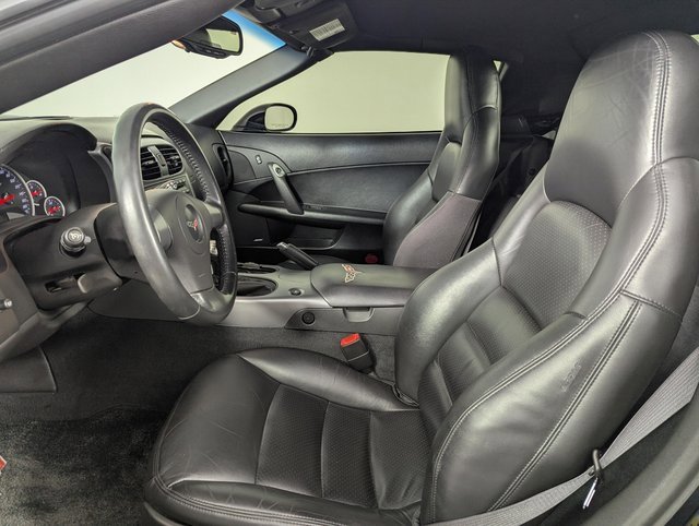 Used 2006 Chevrolet Corvette Convertible w/ Preferred Equipment Group image 22