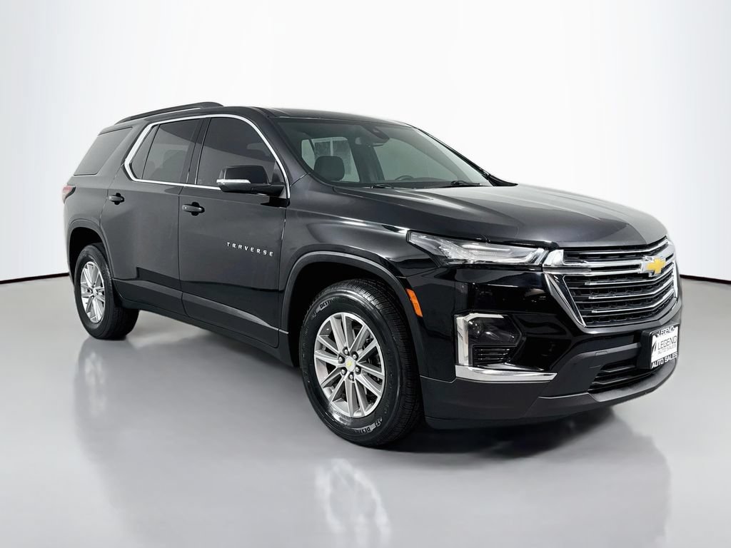 Used 2022 Chevrolet Traverse LT FWD image 4