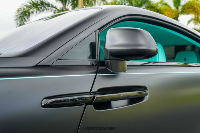 Used 2017 Rolls-Royce Wraith image 60