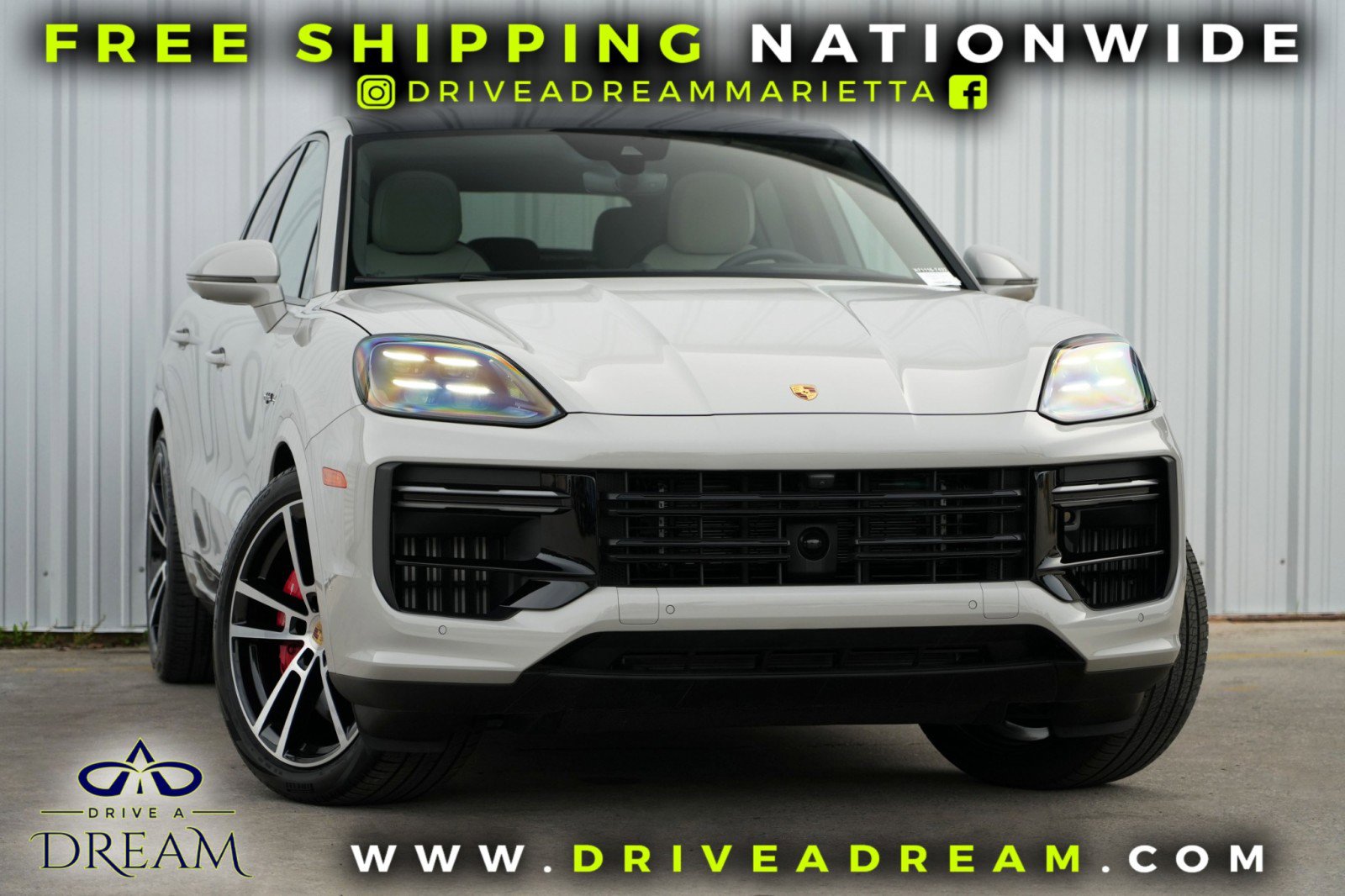 Used 2024 Porsche Cayenne Turbo AWD/4WD image 2