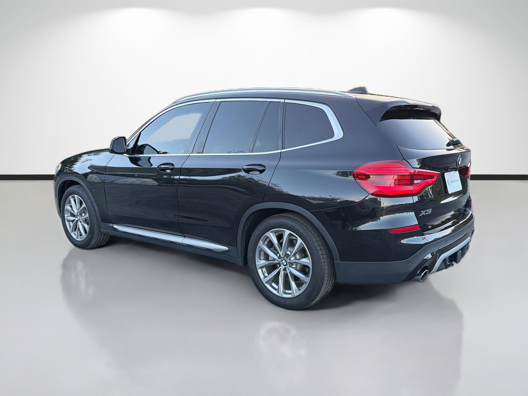 Used 2019 BMW X3 xDrive30i w/ Premium Package AWD/4WD image 5