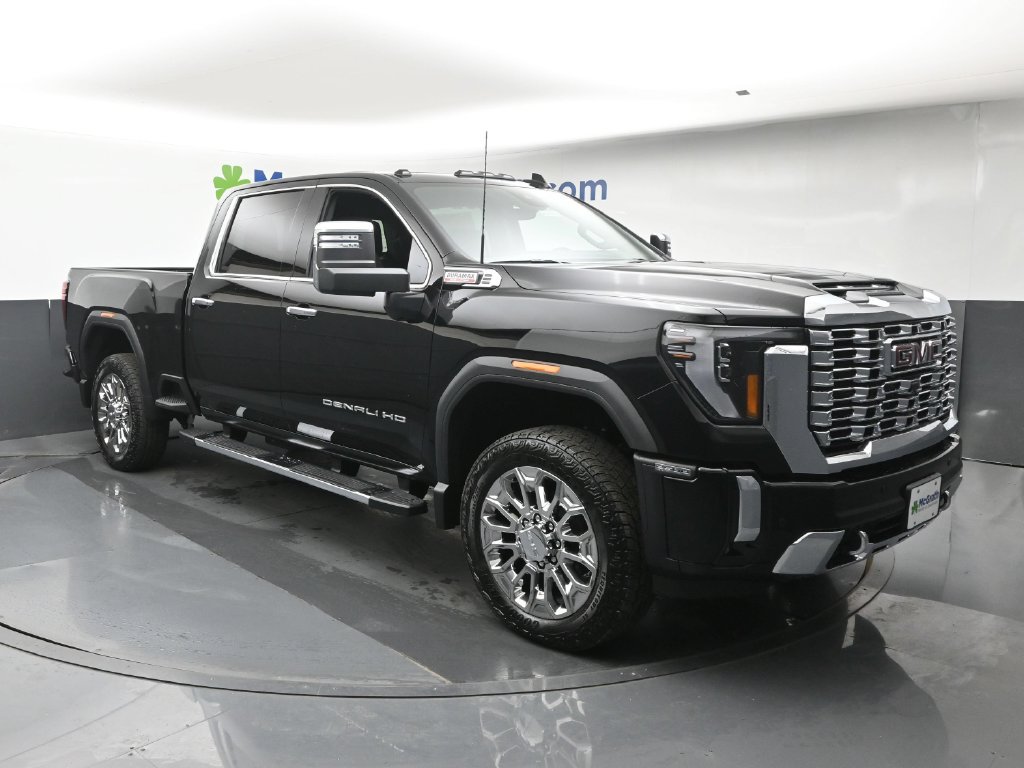 New 2026 GMC Sierra 2500 Denali w/ Denali Reserve Package AWD/4WD image 2