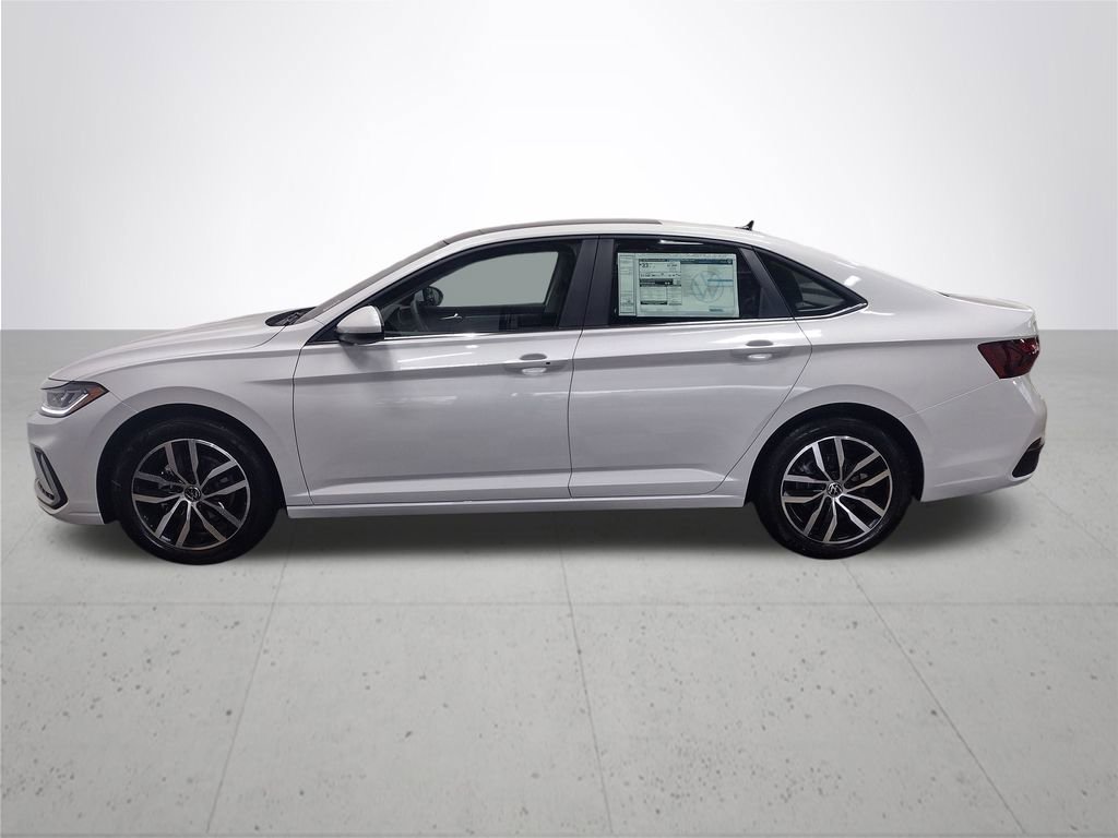 New 2026 Volkswagen Jetta SE image 9