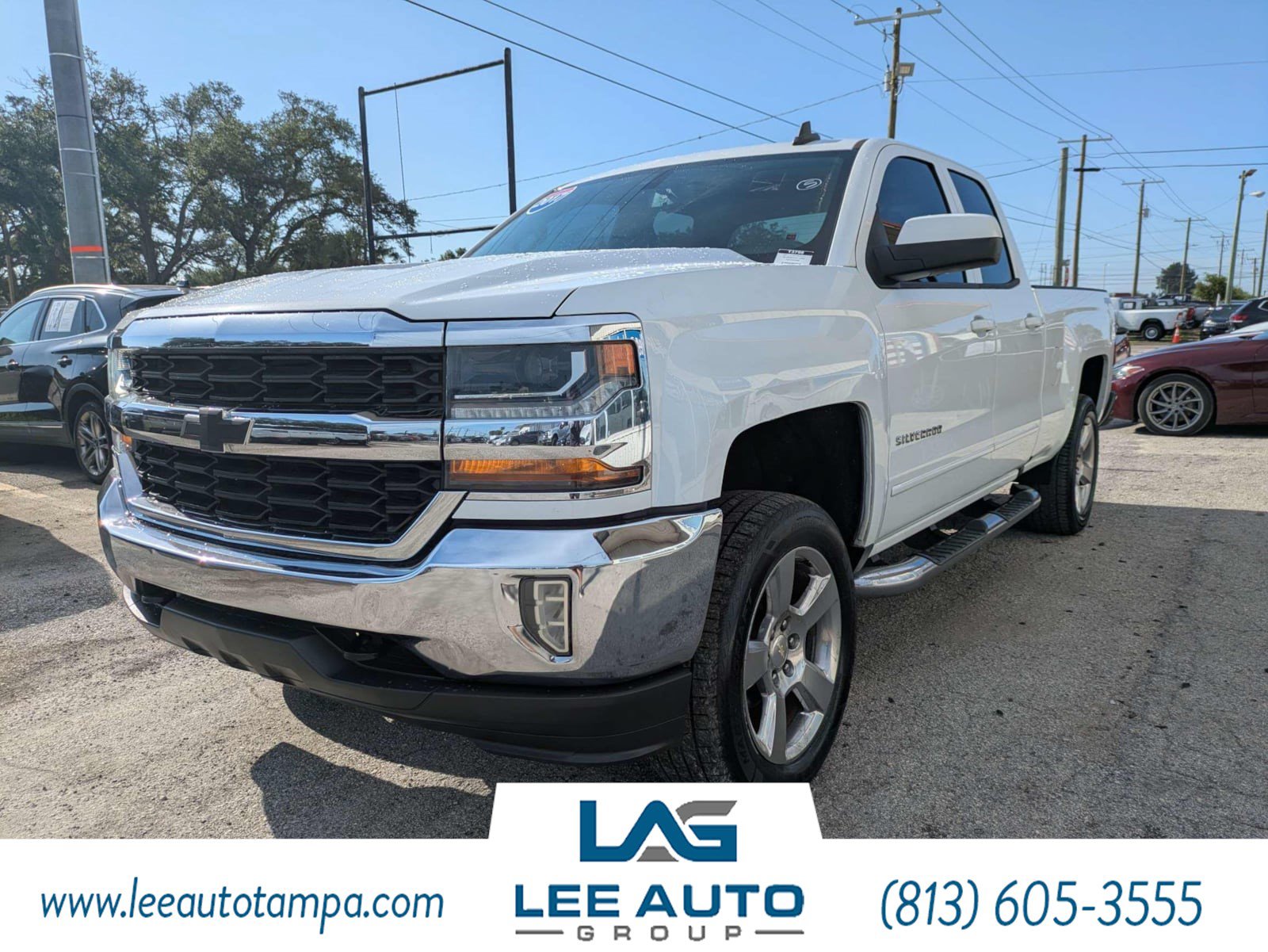 Used 2017 Chevrolet Silverado 1500 LT w/ LT Convenience Package AWD/4WD image 7
