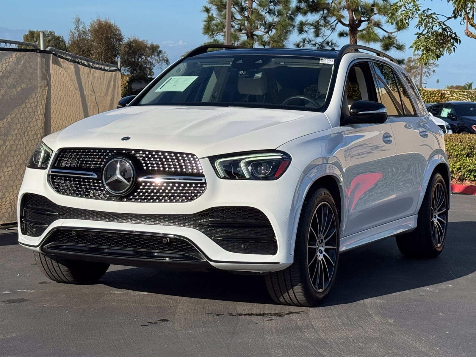 Used 2022 Mercedes-Benz GLE 450 4MATIC image 4
