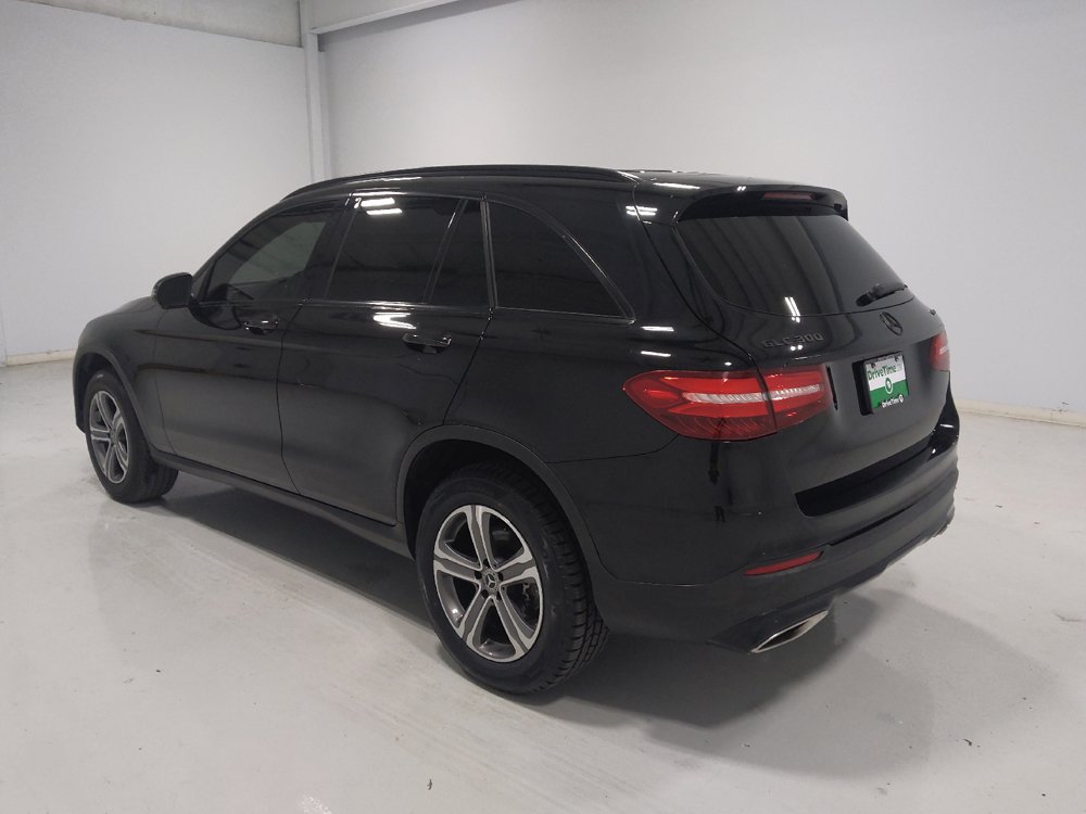 Used 2019 Mercedes-Benz GLC 300 4MATIC w/ Premium Package image 5
