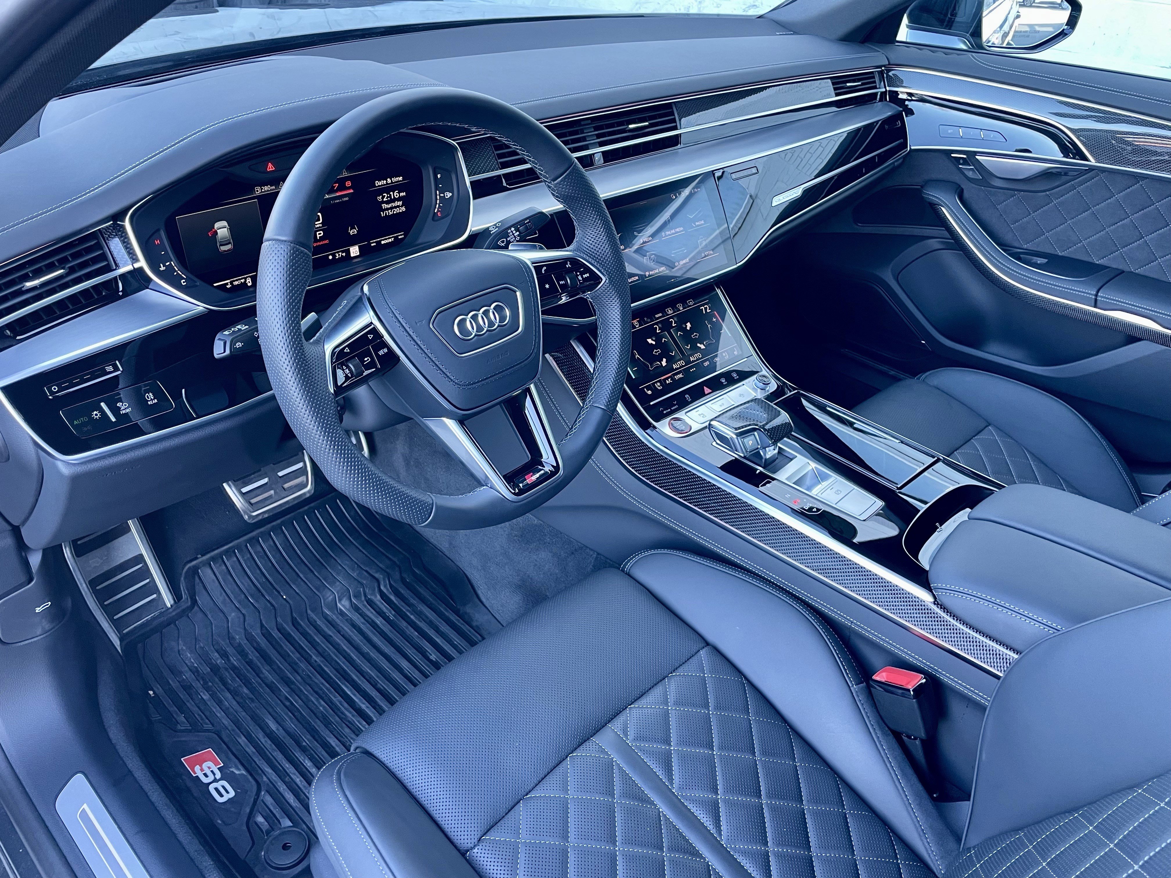 Used 2025 Audi S8 image 13