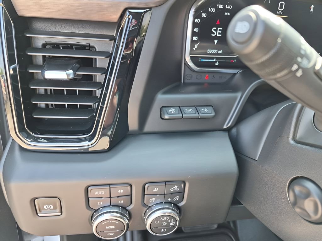 Used 2025 GMC Sierra 1500 AT4 w/ AT4 Premium Package image 34