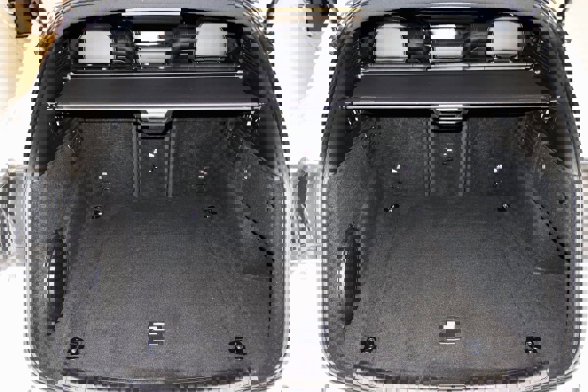 Used 2024 Alfa Romeo Stelvio Veloce image 70