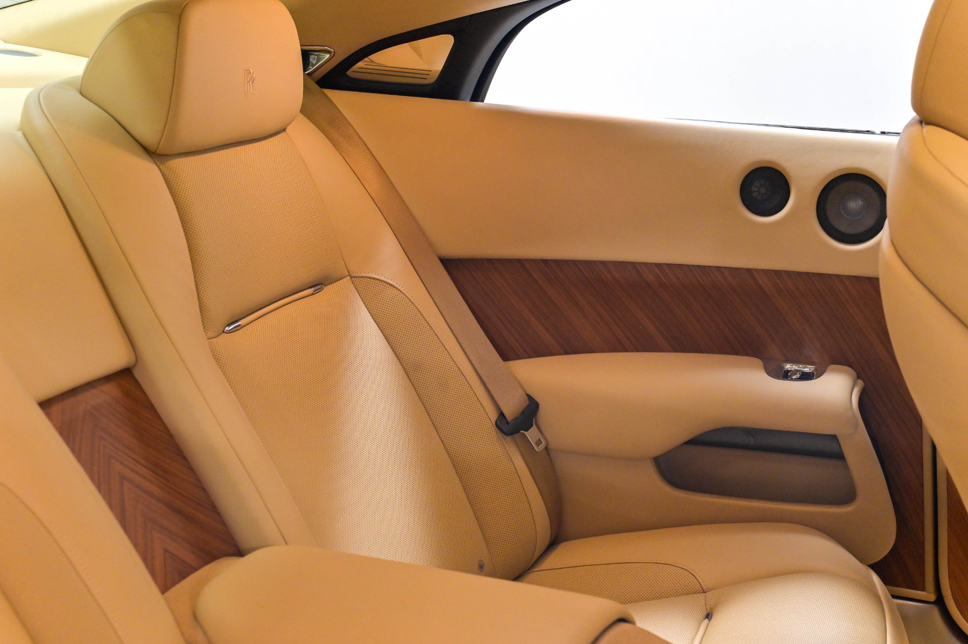 Used 2014 Rolls-Royce Wraith RWD image 32