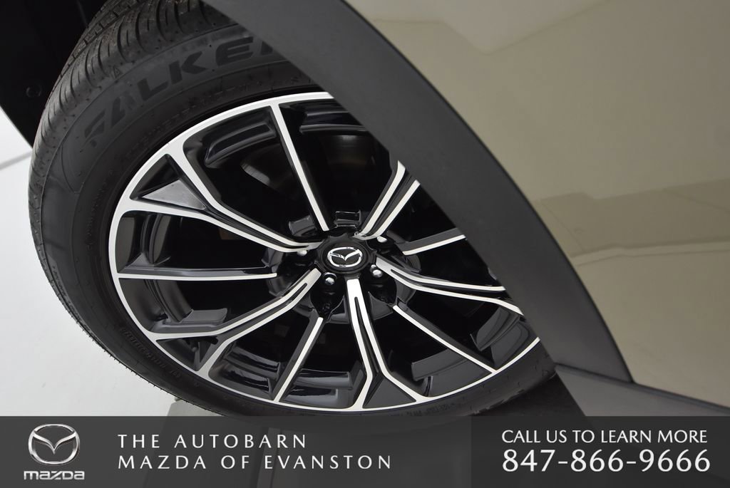 Used 2025 MAZDA CX-70 Plug-In Hybrid w/ Premium Plus image 37