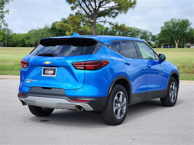 Used 2025 Chevrolet Blazer LT image 7