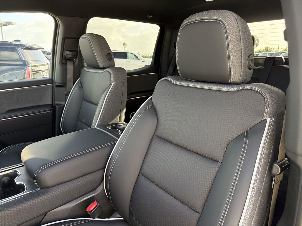 New 2026 GMC Sierra EV Elevation AWD/4WD image 24