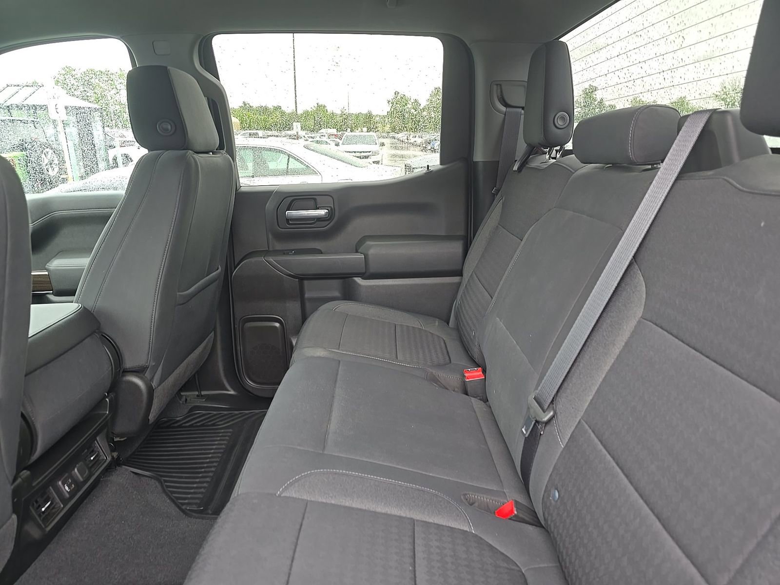 Used 2021 Chevrolet Silverado 1500 LT AWD/4WD image 10