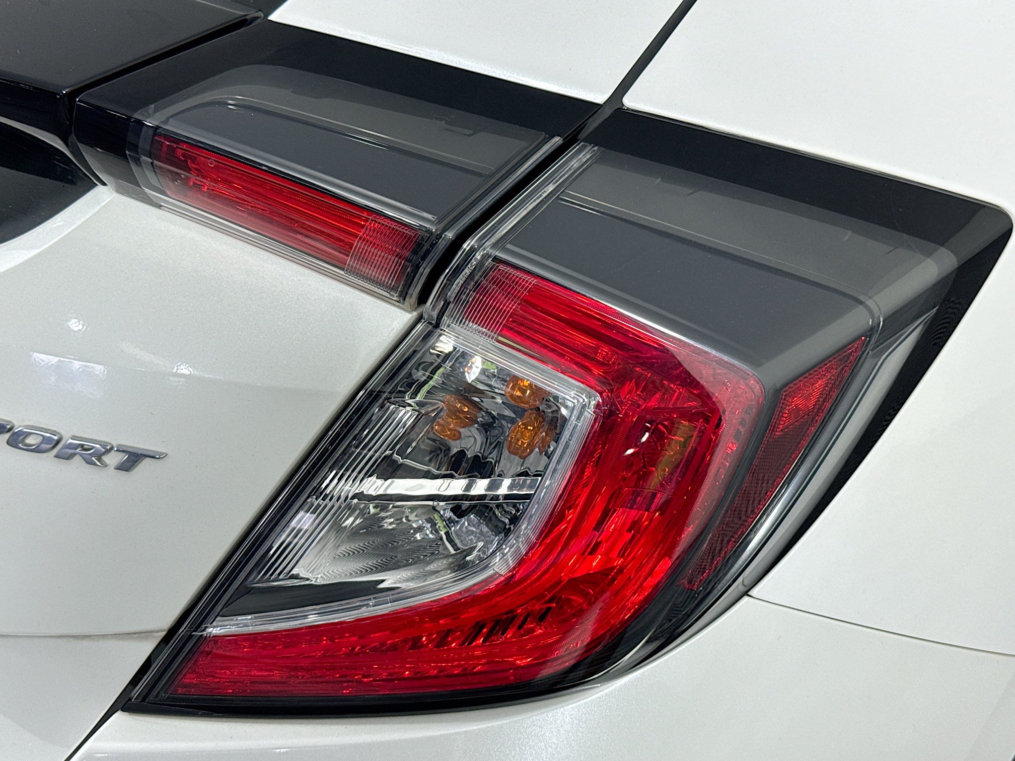 Used 2020 Honda Civic Sport image 32