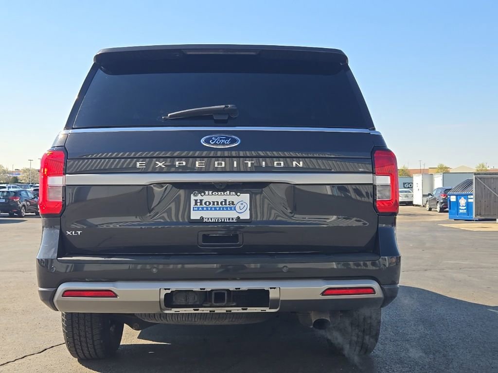 Used 2022 Ford Expedition XLT image 6