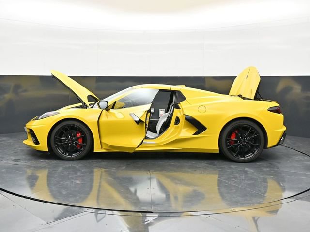 Used 2025 Chevrolet Corvette Stingray Convertible w/ 1LT RWD image 45