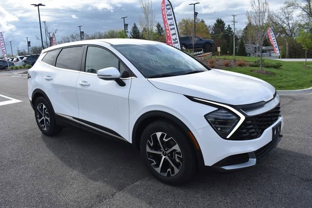 Certified 2024 Kia Sportage EX FWD image 10