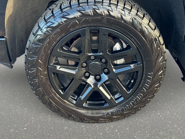 Used 2022 Chevrolet Silverado 1500 LT Trail Boss w/ Convenience Package II AWD/4WD image 8