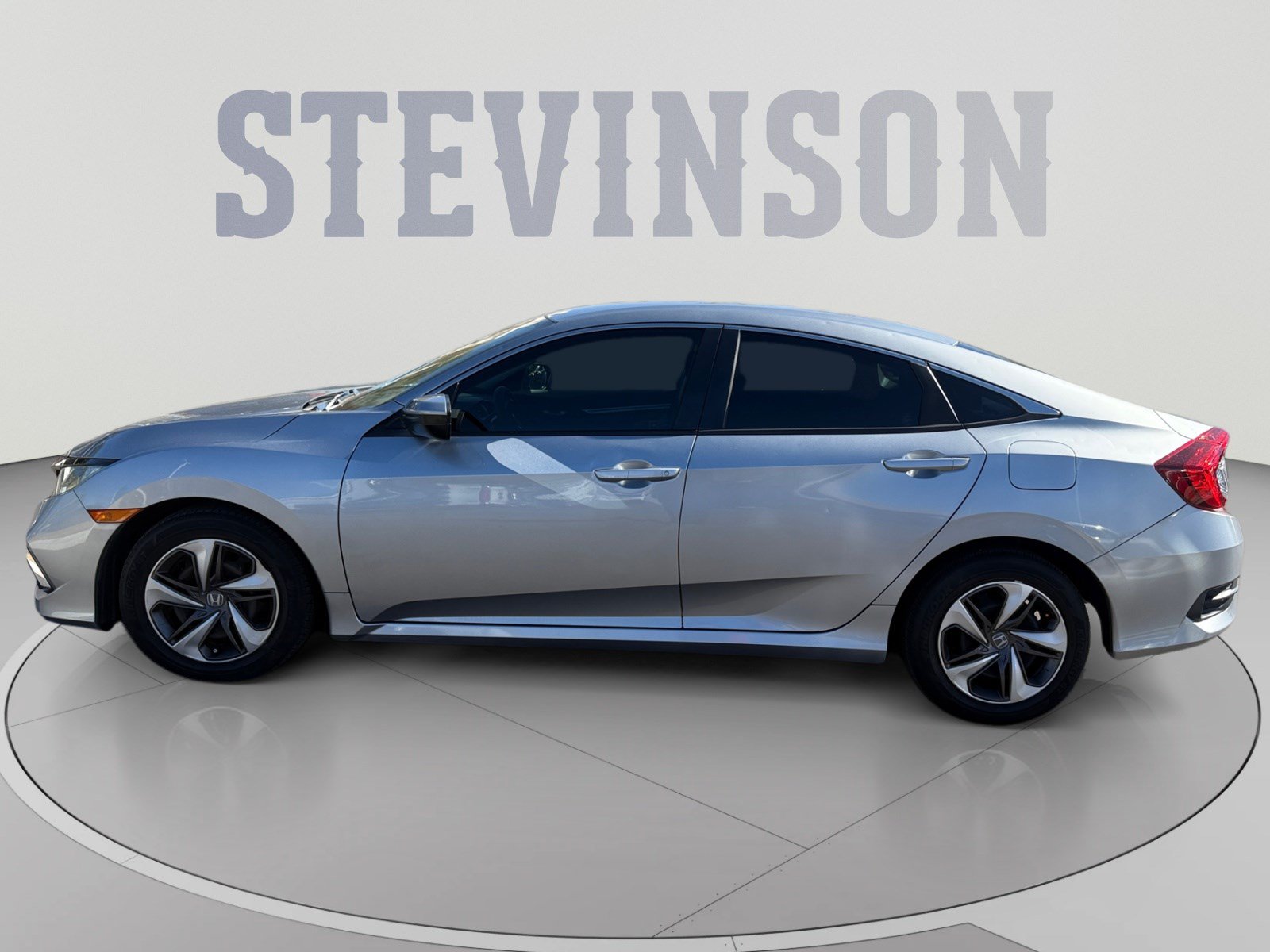 Used 2019 Honda Civic LX image 2