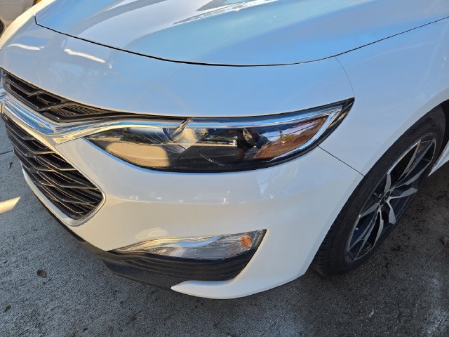 Used 2023 Chevrolet Malibu RS w/ Driver Confidence Package FWD image 8
