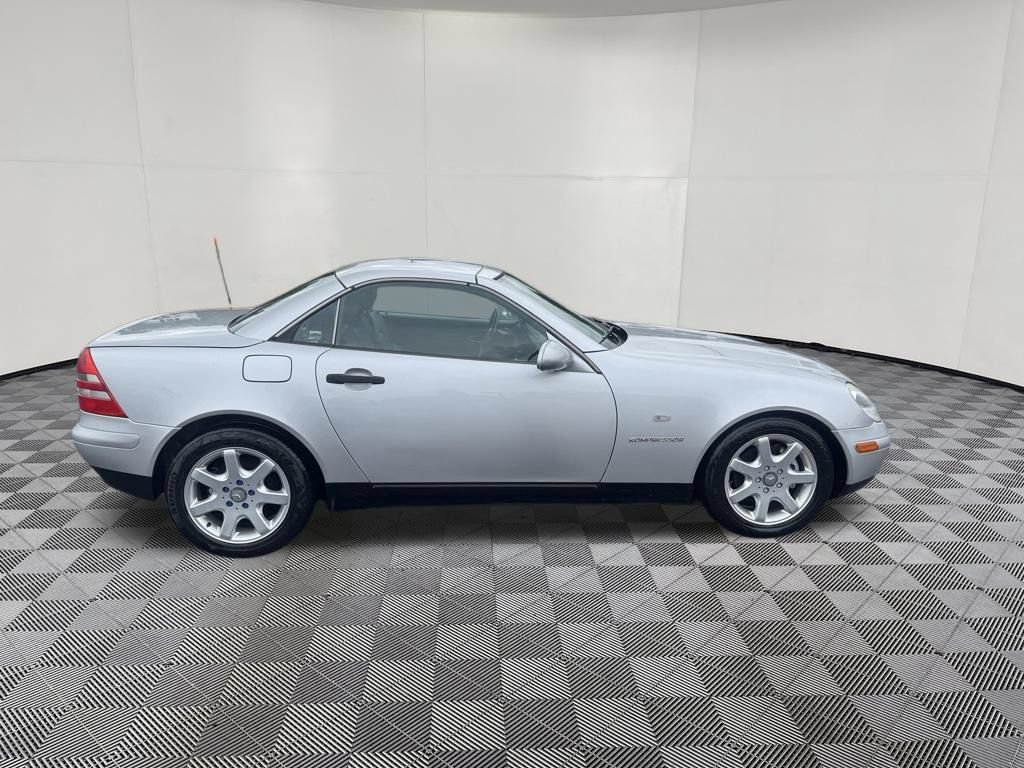 Used 1998 Mercedes-Benz SLK 230 image 4