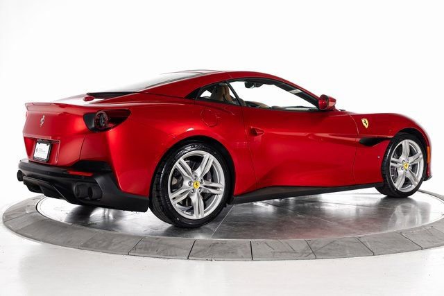 Certified 2019 Ferrari Portofino image 2