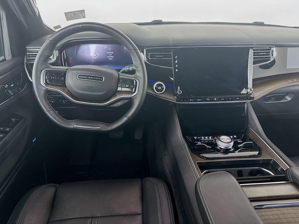 Certified 2025 Jeep Grand Wagoneer 4WD image 34