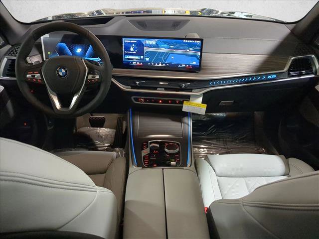 New 2026 BMW X5 xDrive50e w/ Premium Package image 16