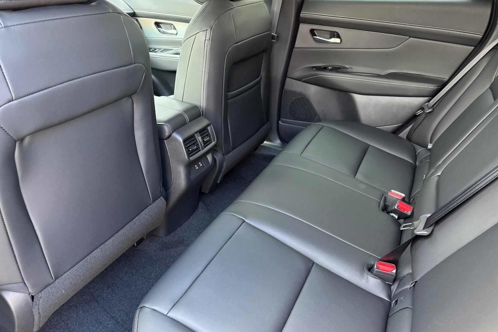 New 2025 Nissan Murano SL image 9