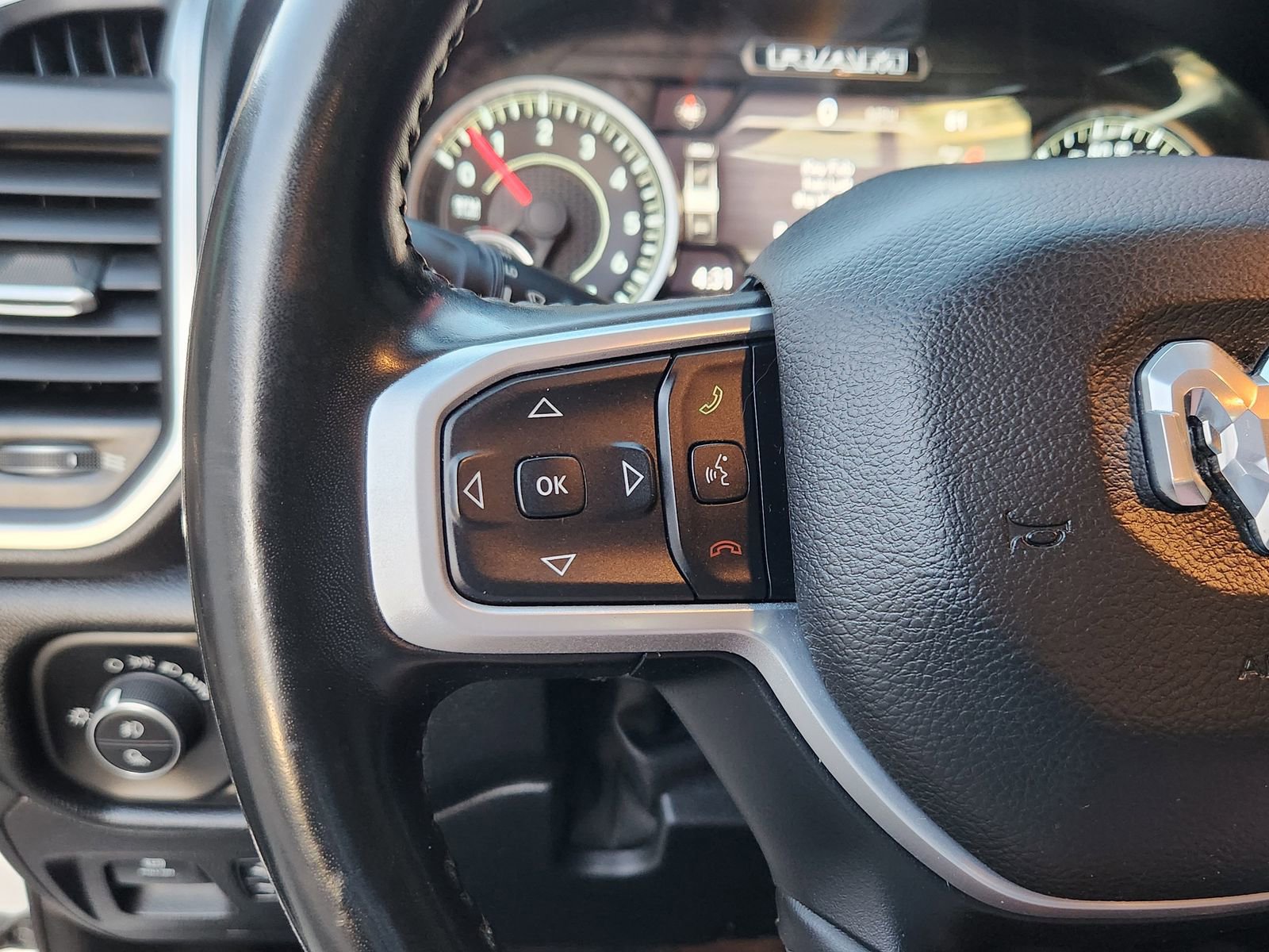 Used 2021 RAM 1500 Big Horn image 32