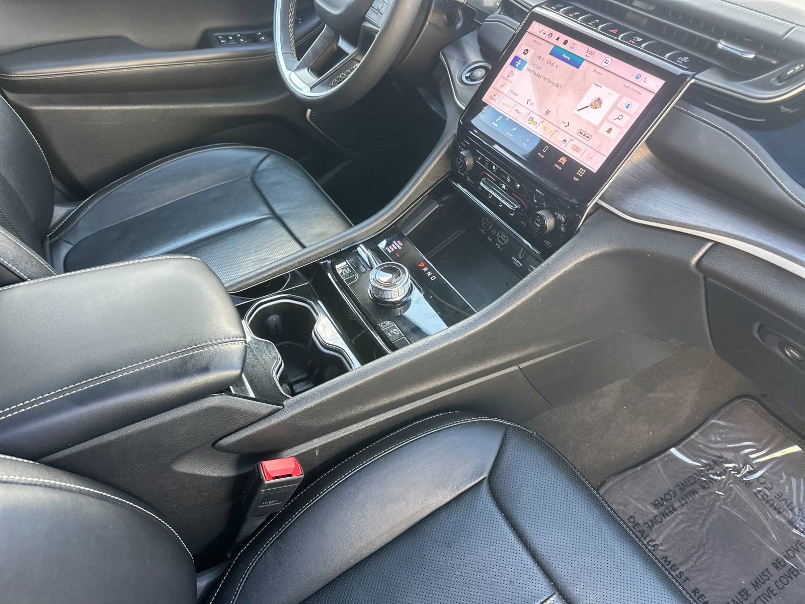 Used 2022 Jeep Grand Cherokee Limited 4xe w/ Luxury Tech Group II image 16