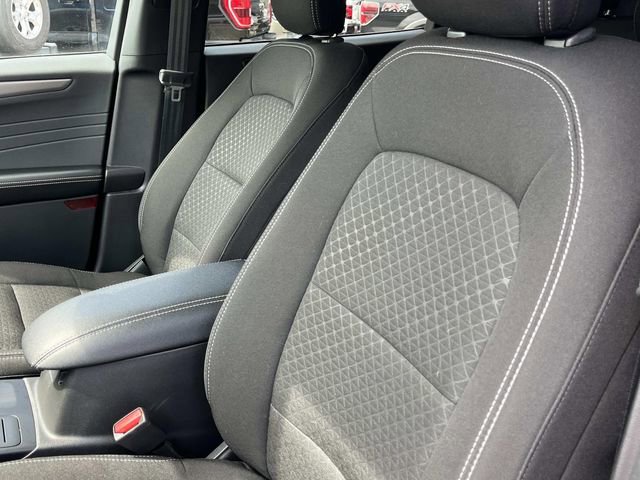 Used 2024 Ford Escape Active image 29