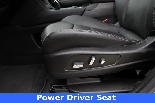 Used 2023 Cadillac XT6 Premium Luxury w/ LPO, Floor Liner Package image 5