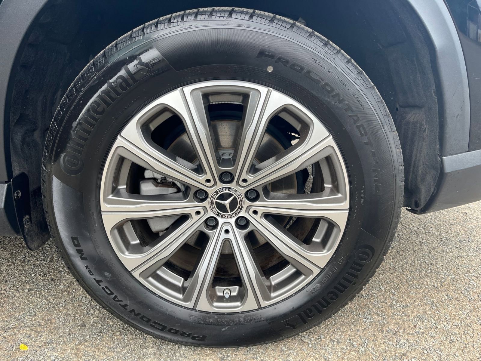 Used 2024 Mercedes-Benz GLC 300 image 30