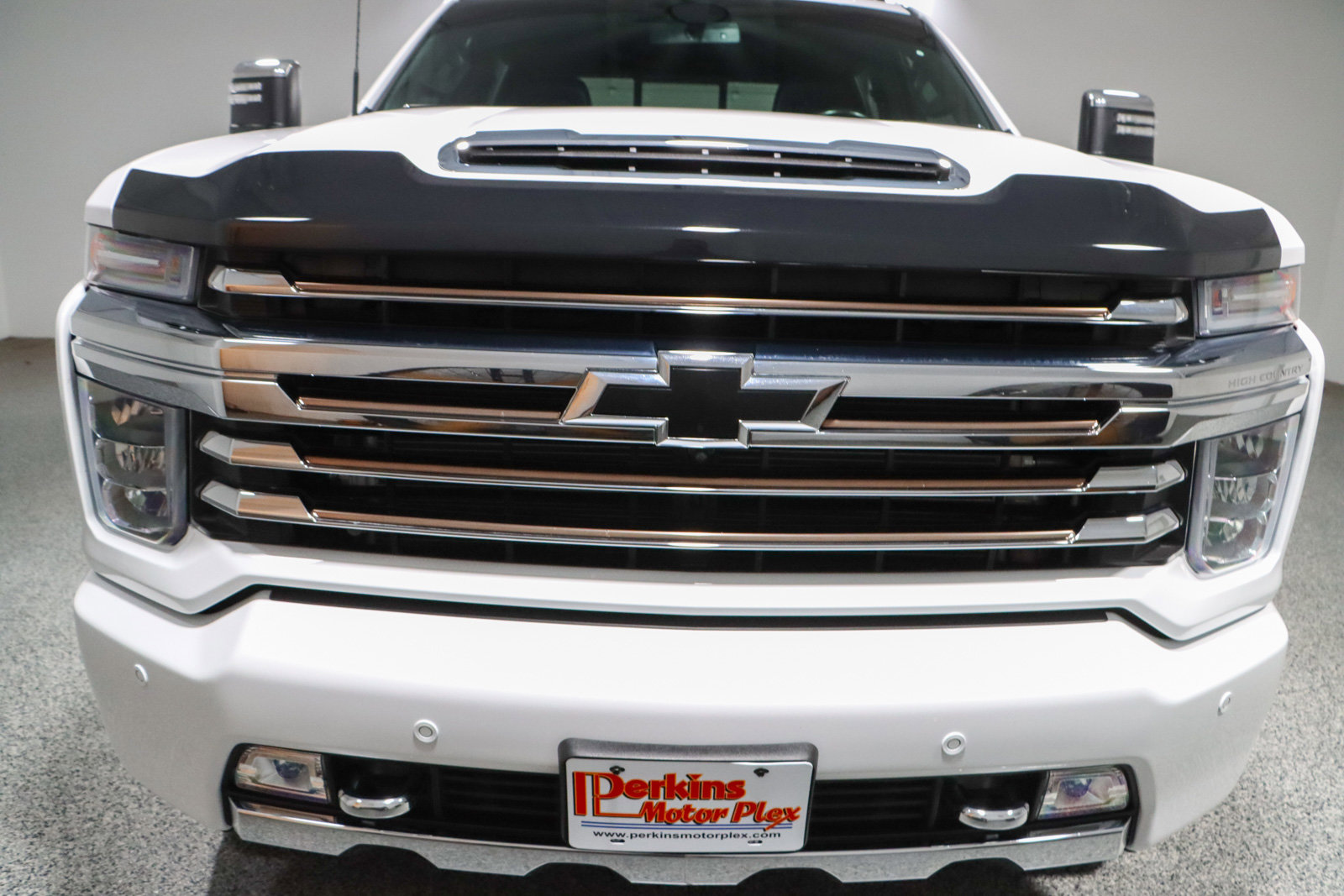 Used 2023 Chevrolet Silverado 2500 High Country image 4