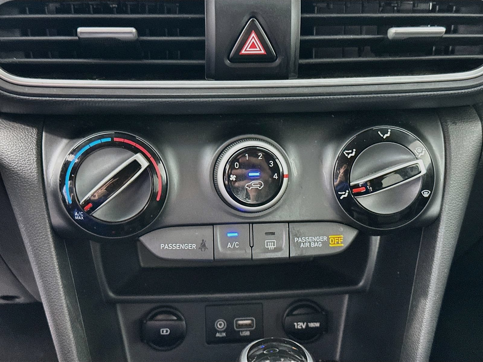 Used 2021 Hyundai Kona SEL FWD image 15