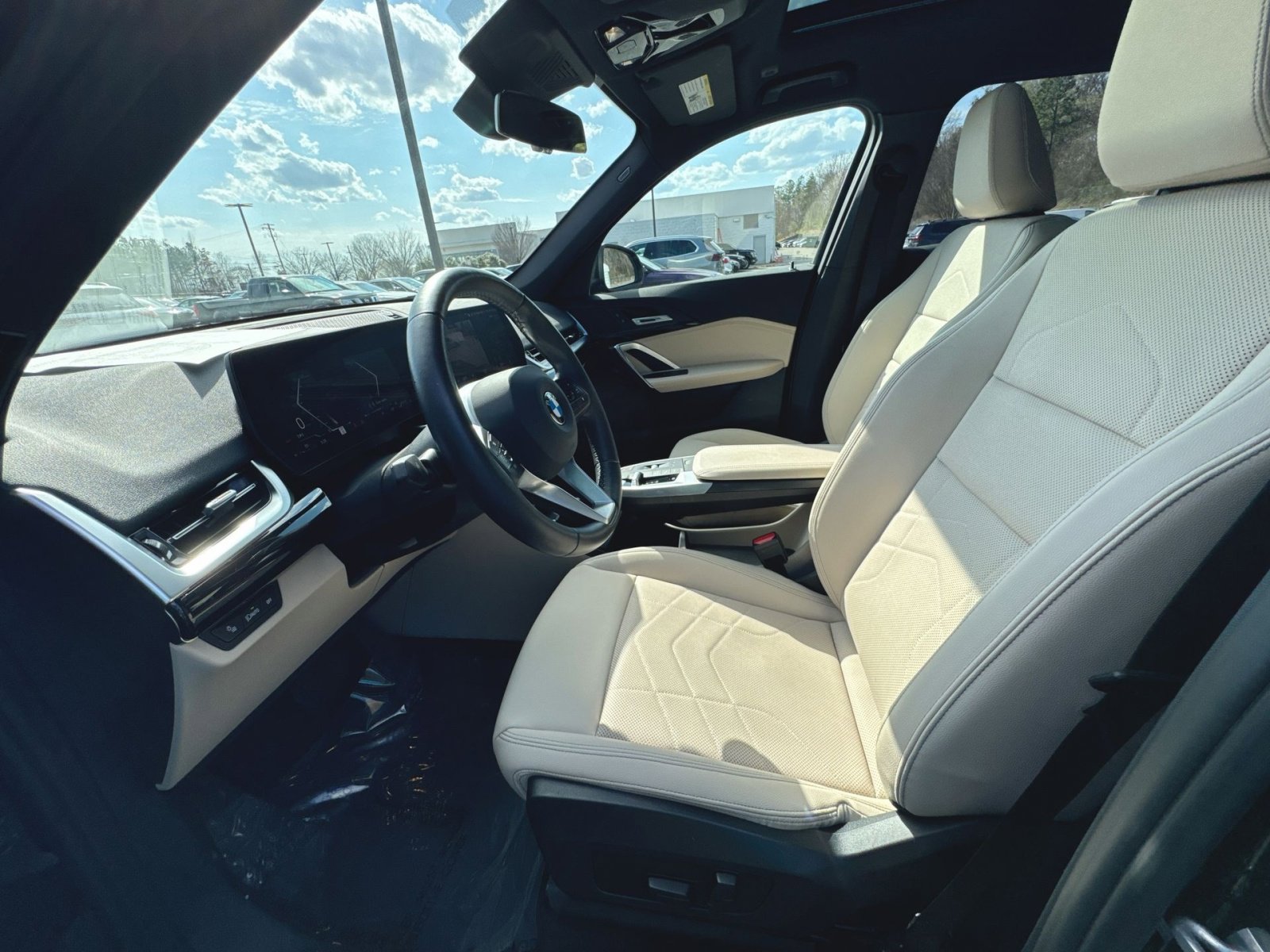 Certified 2023 BMW X1 xDrive28i w/ Convenience Package image 10