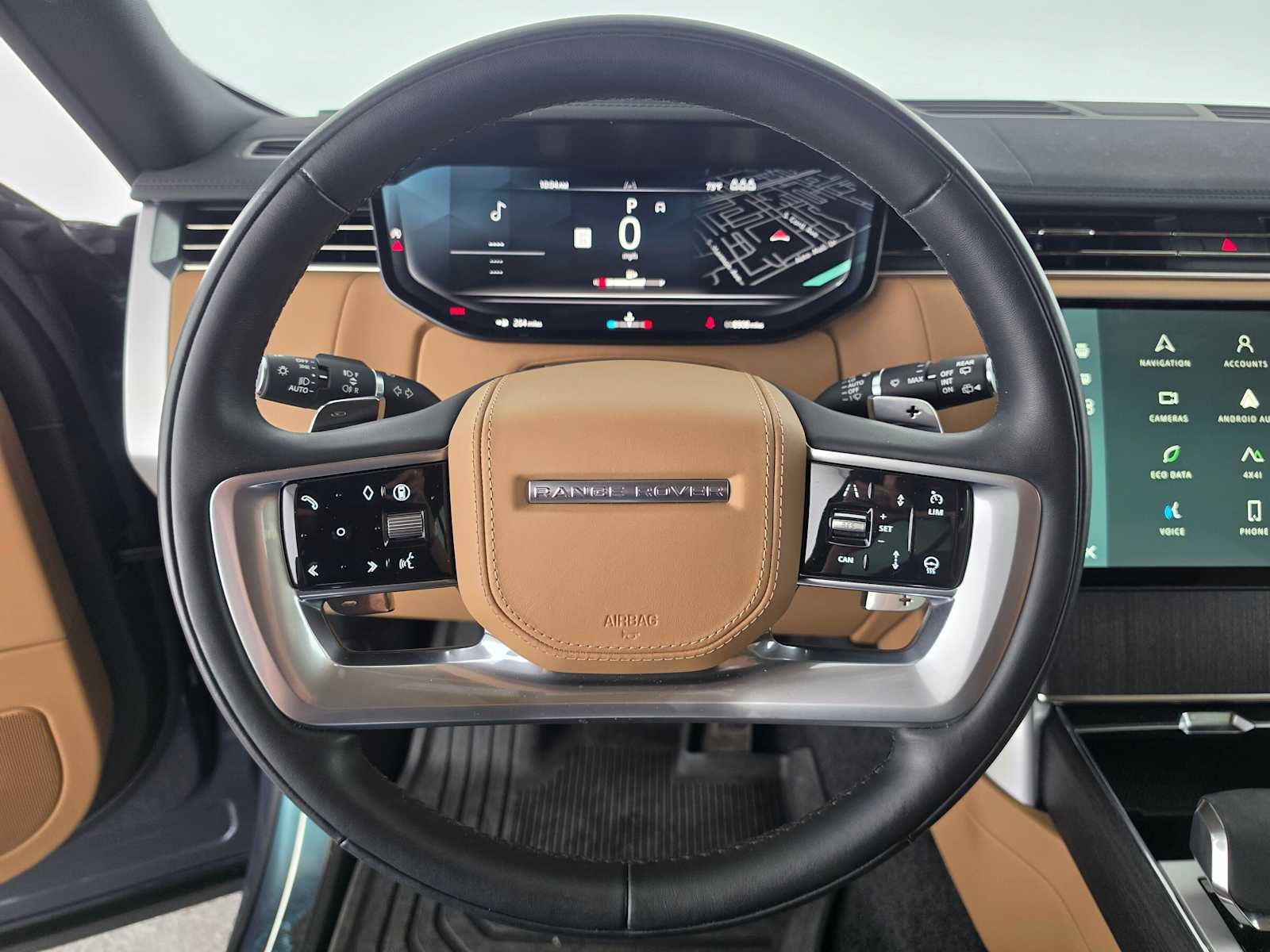 Used 2025 Land Rover Range Rover SE AWD/4WD image 22