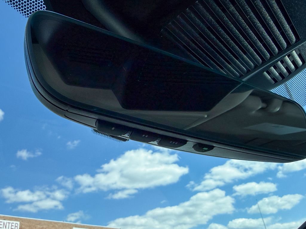 Certified 2023 Nissan Rogue SV image 15